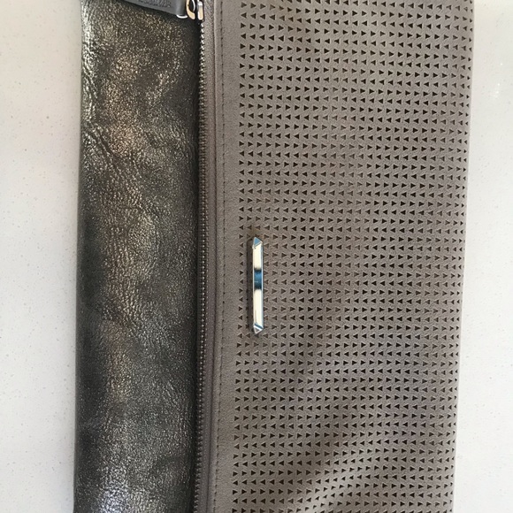 Stella & Dot Waverly Petite - Picture 2 of 5